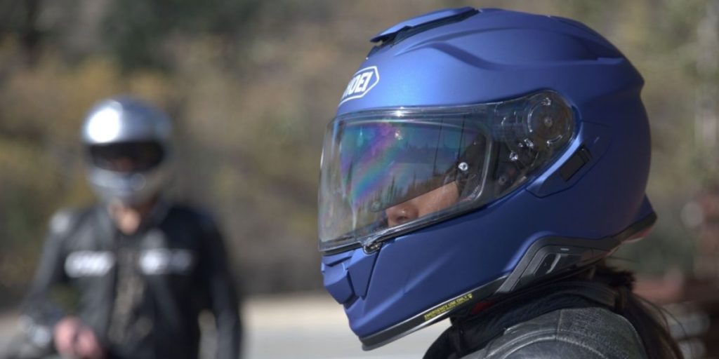 9 Best Ventilated Motorcycle Helmets For Hot Weather - Helmet Expertz